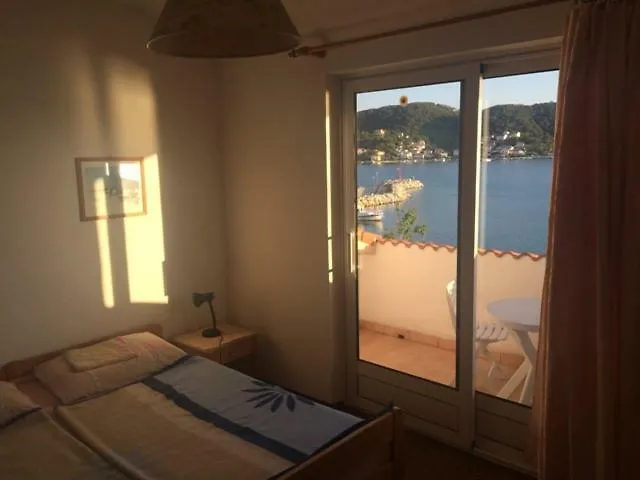 Apartman Supetarska Draga Croatia