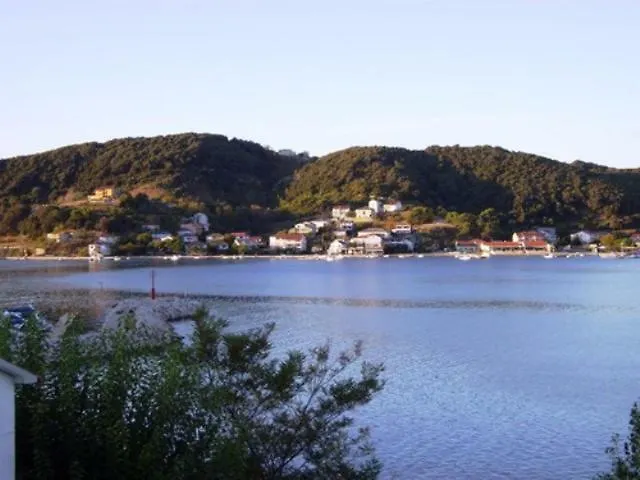 Apartment Apartman Supetarska Draga Croatia