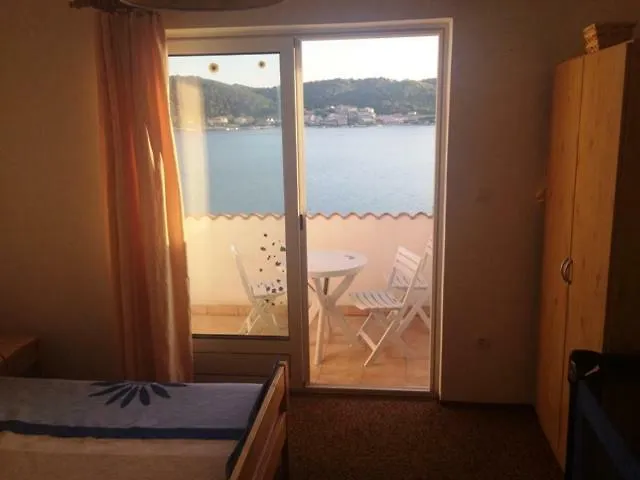 Apartman Supetarska Draga 0*,  Croatia